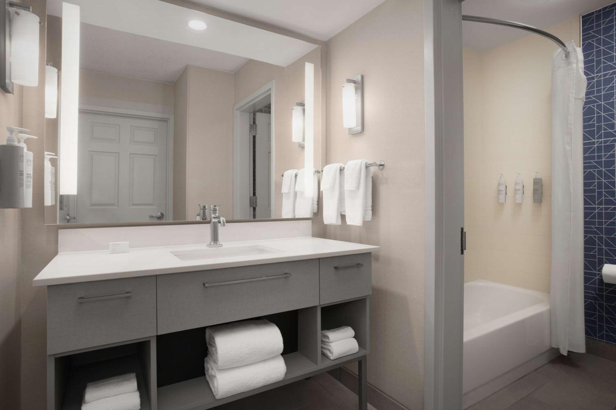 Homewood Suites By Hilton Alexandria Ngoại thất bức ảnh