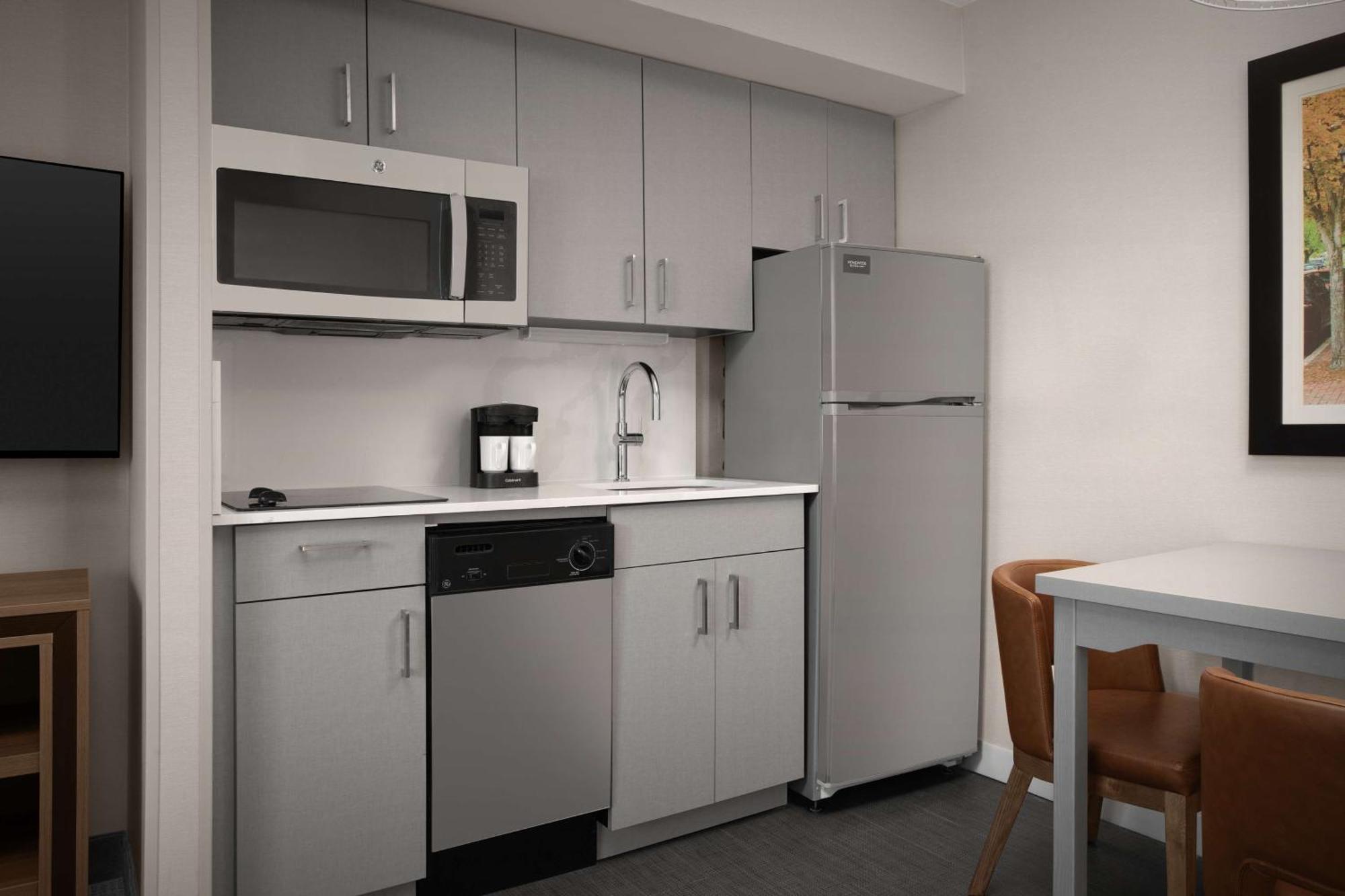 Homewood Suites By Hilton Alexandria Ngoại thất bức ảnh