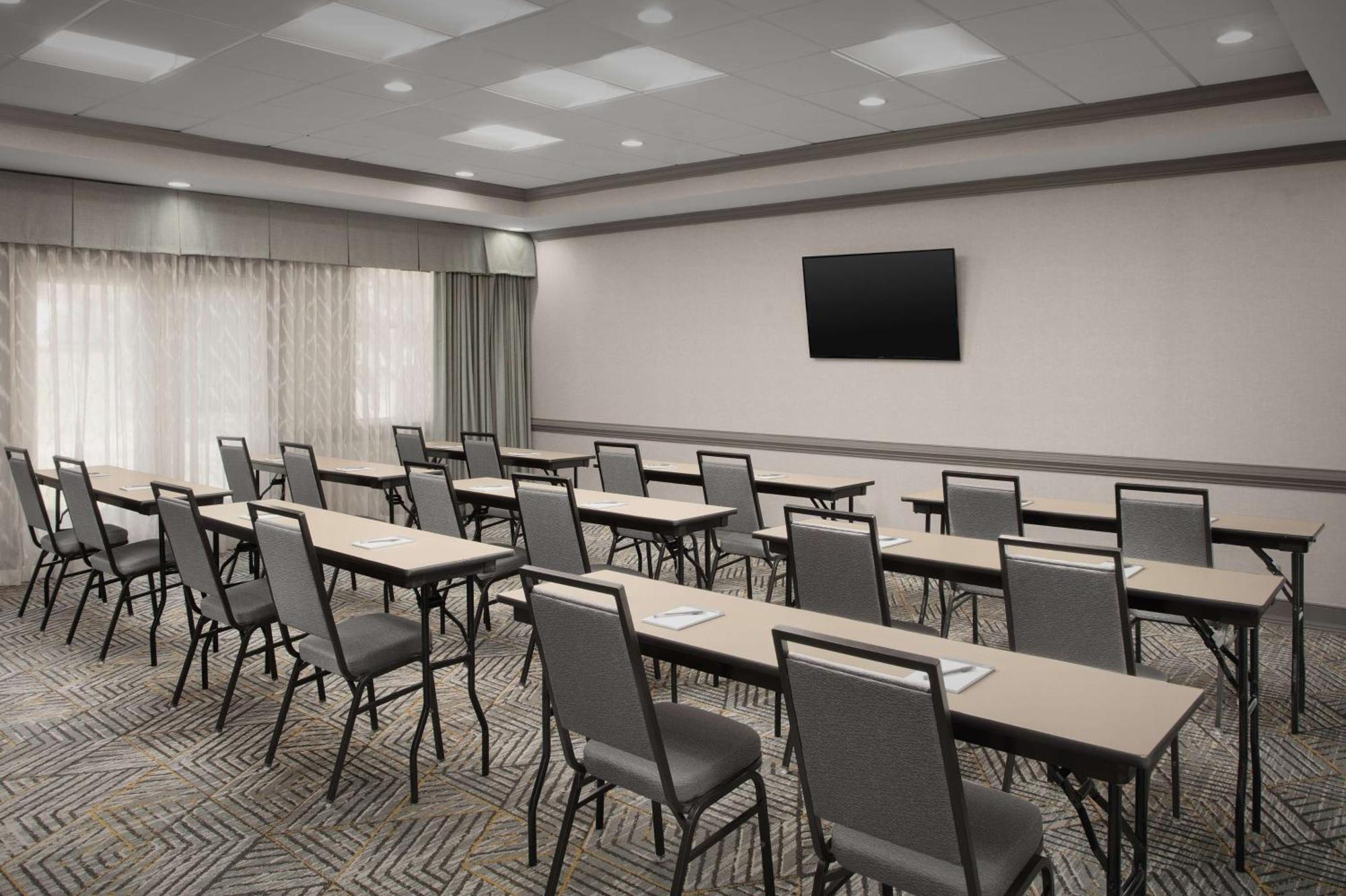 Homewood Suites By Hilton Alexandria Ngoại thất bức ảnh
